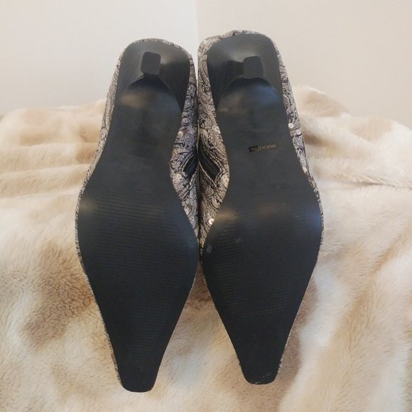 Anne Michelle Kerber Brocade Boots - Size 8 NWOB - Picture 9 of 9